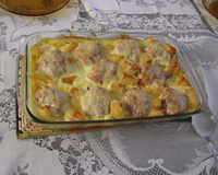 Coxa de frango ao requeijão e bacon