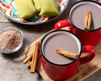 A bebida mexicana feita a base de milho perfeita para os dias frios e que oferece benefícios para a saúde