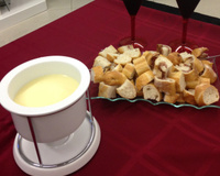 Fondue de queijo barato e fácil