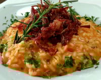 Risoto de abóbora com carne seca crocante