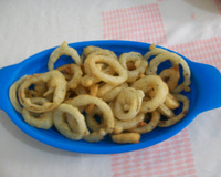 Anéis de cebola na cerveja