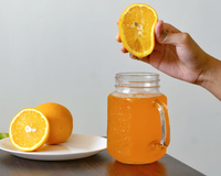 Substitua os espremedores caros por esse item baratinho que você já tem em casa e tenha sempre suco fresco!