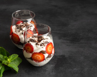 Pavê de morango com chocolate