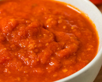 Narda Lepes, chef: “O molho mais fácil de todos leva 1 litro de purê de tomate, 100g de manteiga e 1/2 cebola”