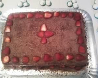 Bolo Mousse de chocolate com morangos