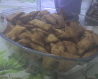 Bolinho frito econômico da tia Tati