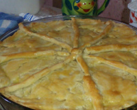 Empadão de frango cremoso