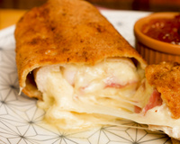 Peito de frango recheado