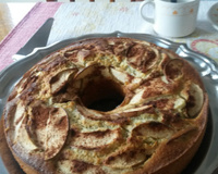 Bolo de maçã verde