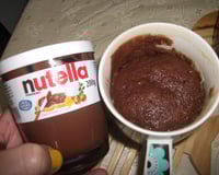 Bolo de Caneca de Nutella (Mug cake)