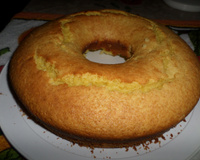 Bolo de laranja com casca