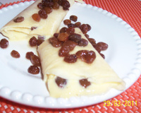 Panquecas ao creme e passas ao rum