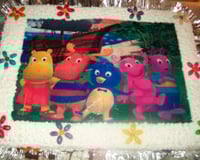 Bolo de aniversário colorido