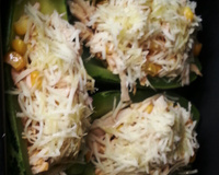 Abobrinha recheada com frango (Zapalito)