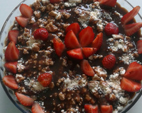 Sobremesa de morangos com suspiro