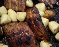 Costelinha de porco assada com mel e limão