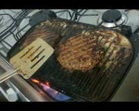 Hambúrguer com toque de alho