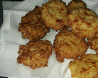 Bolinho de arroz com queijo e creme de leite