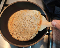 Você só precisa de 4 ingredientes para fazer a massa de panqueca perfeita do TudoGostoso
