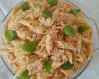 Penne com atum