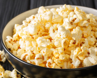Pipoca com alho e queijo: o petisco diferente do TudoGostoso que virou meu favorito nas noites de filme