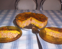 Torta de frango com creme de cenoura