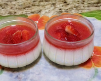 Mousse de leite e purê de morango moça