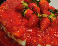 Torta cheesecake com ricota e goiabada