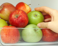 Nem na fruteira, nem na gaveta da geladeira: aprendi no TudoGostoso como guardar a maçã do jeito certo