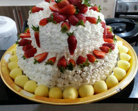 Pão de ló com morangos