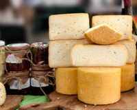 Não é só em Minas Gerais: esse outro estado no sudeste tem uma rota do queijo com 16 paradas imperdíveis