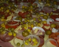 Pizza  à  portuguesa