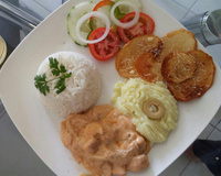 Estrogonofe de Salmão