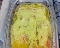 Filé de merluza com molho de azeitonas