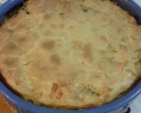 Torta de frango com creme de soja, cenoura e espinafre