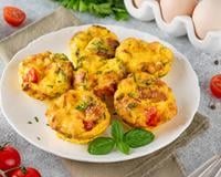 Essa tortinha é o lanche rápido e leve de Dia das Crianças para repor as energias no meio da brincadeira