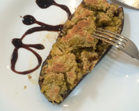 Barcas de berinjela com purê de batata doce