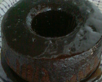 Bolo de chocolate com cobertura surpresa (sem ovos)