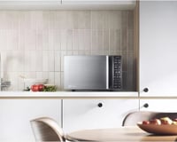 Queda de preço e cupom: Micro-ondas Electrolux 23L está com uma série de descontos no Mercado Livre
