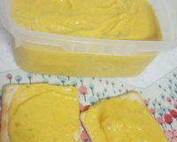 Patê de cenoura e queijo