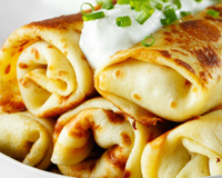 Minha massa de panqueca é sempre sucesso em qualquer almoço de família, não importa o recheio, e aqui está o segredo!