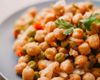 7 receitas com grão-de-bico deliciosas, práticas e nutritivas para incluir no cardápio da semana toda