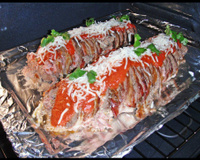 Rocambole de carne moída trançada com bacon