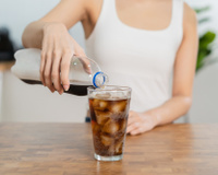 O que acontece com seu corpo quando você para de beber refrigerante? As mudanças vão te surpreender!