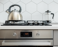 Chega de revezar panela no fogão, modelos 5 bocas entram em oferta