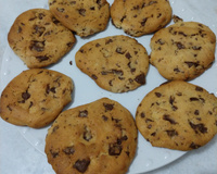 Cookies com pedaços de chocolate