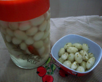 Cebolas pequenas em conserva