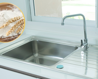 Nem detergente, nem água sanitária: a farinha de trigo pode ser a responsável por deixar sua pia reluzindo de tanto brilho