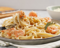 Espaguete com camarão e limão siciliano: receita leve, rápida e cheia de sabor