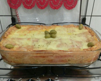 Lasanha de presunto e queijo